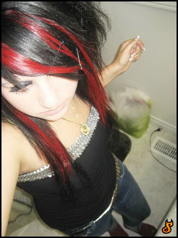 Do Emo Girls Appeal You? (75 pics)