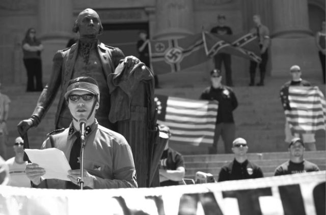 Taboo Snapshots: Neonacizm in The USA (41 pics)