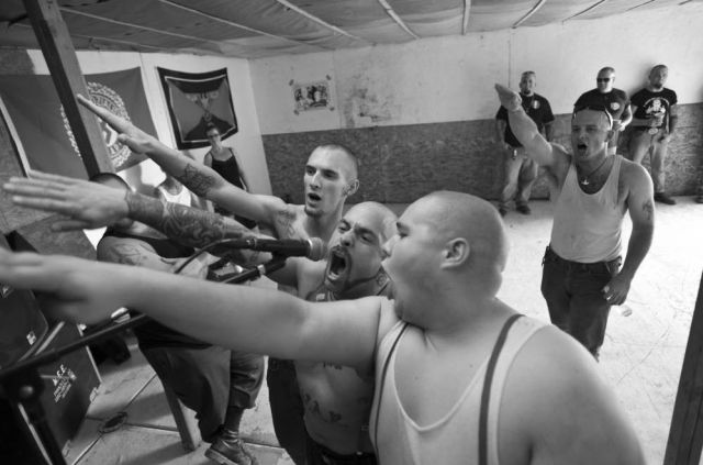 Taboo Snapshots: Neonacizm in The USA (41 pics)