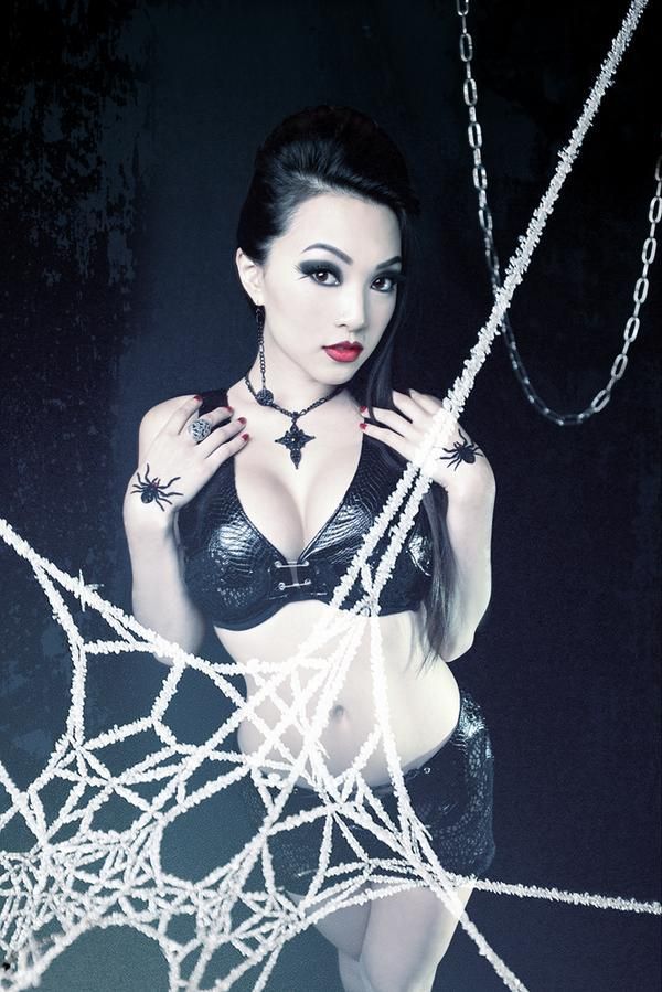 VampBeauty&rsquo;s Masks and Reincarnations (38 pics)