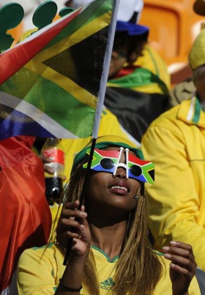 Female World Cup Fans (74 pics)