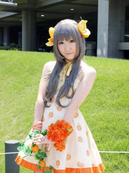 Sexy Cosplay Girls from Comiket