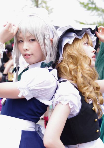 Sexy Cosplay Girls from Comiket