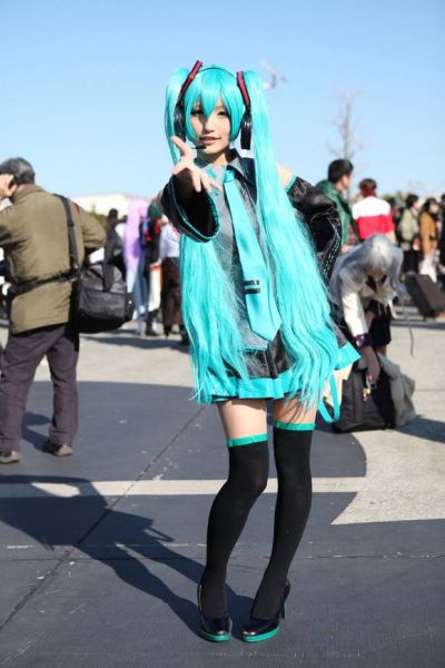 Sexy Cosplay Girls from Comiket