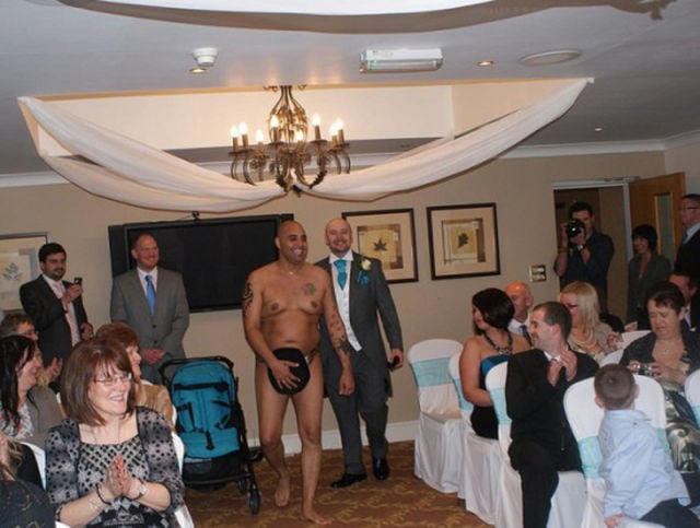 Naked Bride and Groom Not Ashamed