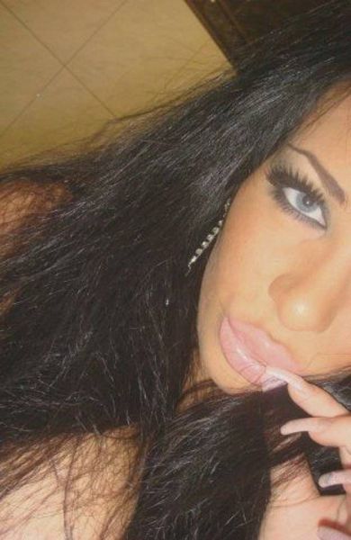 Proud Big Lip Chick Puckers Up