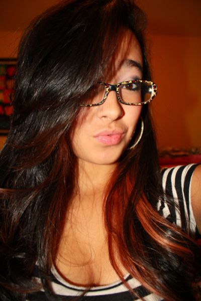 Chicks With Specs