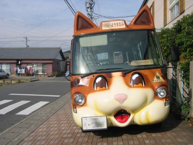 Pimped Out School Buses in Japan