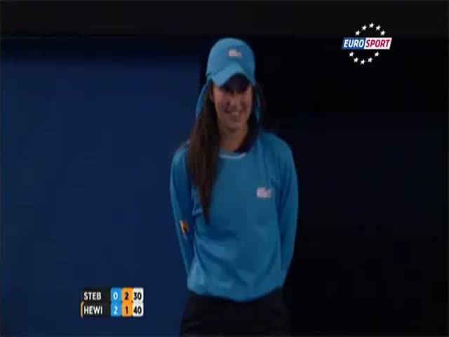 Cute Ball Girl Is Braver than Tennis Player 