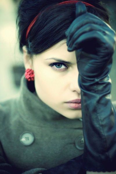 There Are Beautiful Girls Here