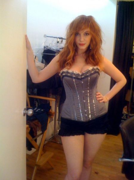 Christina Hendricks’ Mesmerizing Cleavage