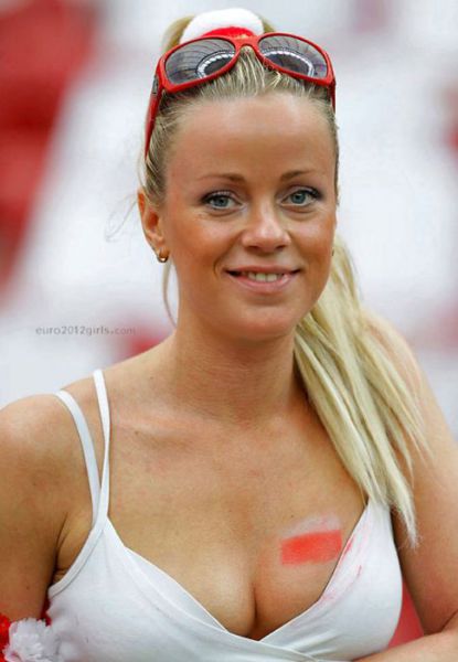 Euro 2012’s Gorgeous Female Fans. Part 2