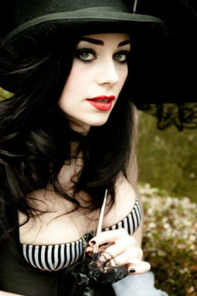 Steampunk Cosplay Hotties