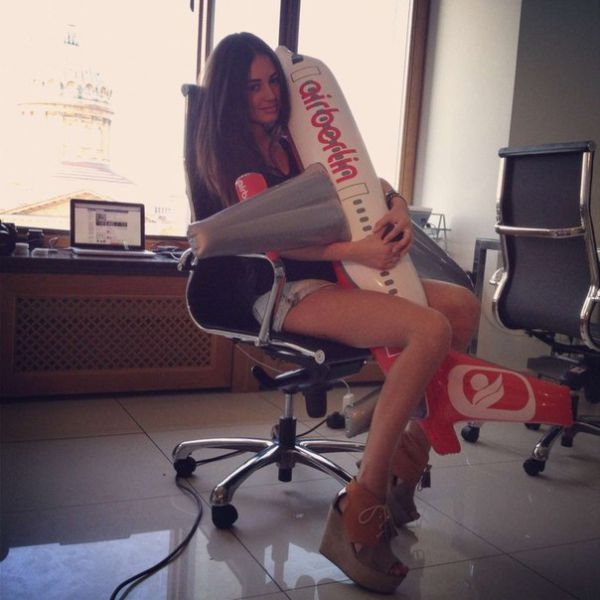 Seductive Girls Promote Russian Social Network