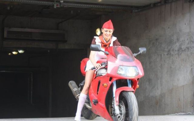 This Motorcycle Chick Is Really Steamy