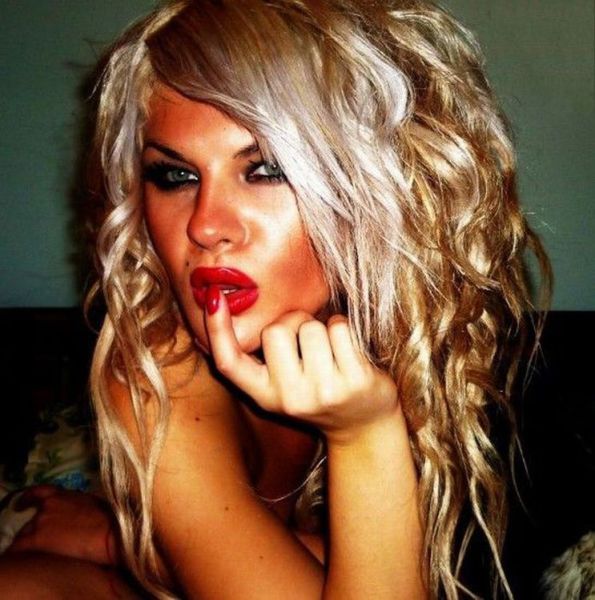 “Glamorous” Russian Social Network Girls