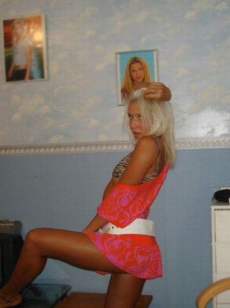 “Glamorous” Russian Social Network Girls