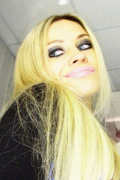 “Glamorous” Russian Social Network Girls