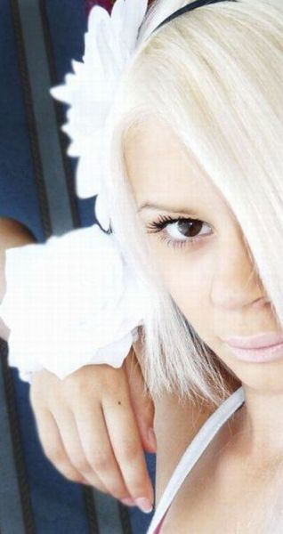 “Glamorous” Russian Social Network Girls