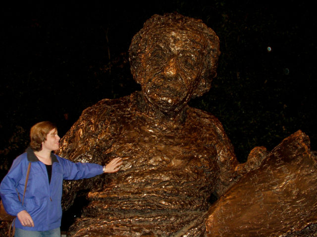 WTF Statue Pawing Pics