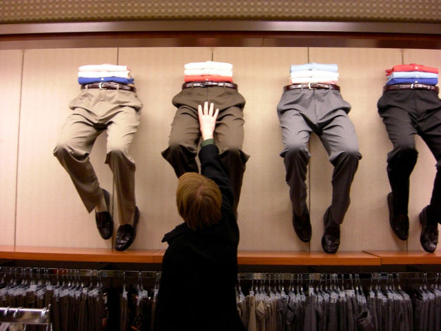 WTF Statue Pawing Pics