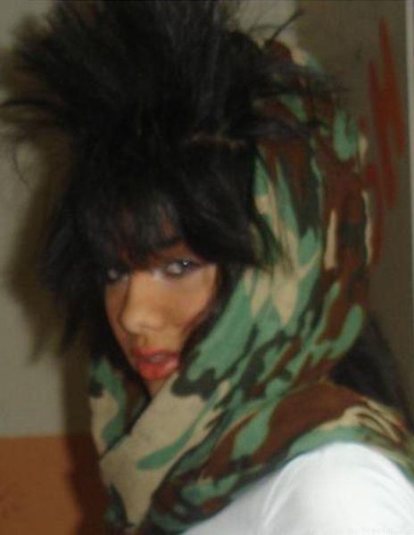 ‘Glamorous’ Chicks from Iranian Social Networks