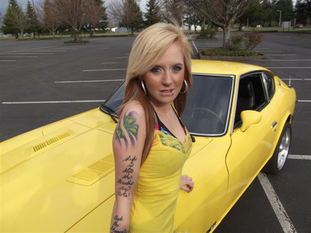 Pretty Girl Helps Her Dad to Sell a Car