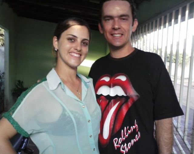 T-Shirts Create Hilarious Boob Photobombs