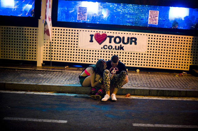 Party Hard the English Way