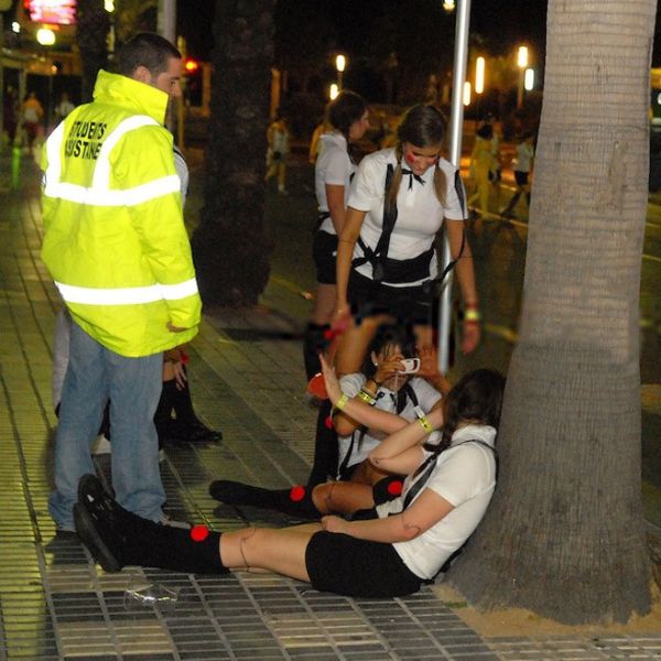 Party Hard the English Way