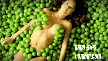 Ravishing Ring Girl Arianny Celeste in GIFs