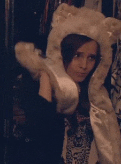 Emma Watson Sizzles in Animated GIFs
