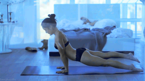 GIFs of Really Hot Girls