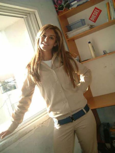 Some of the Hot Israeli Girls in Arms