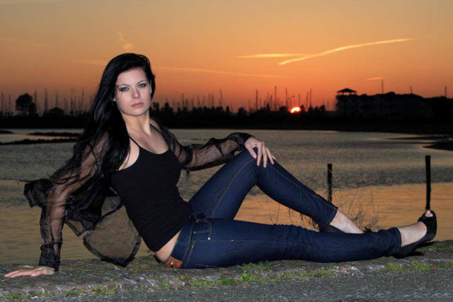 Hot Girls Rock Out with Their Denims On