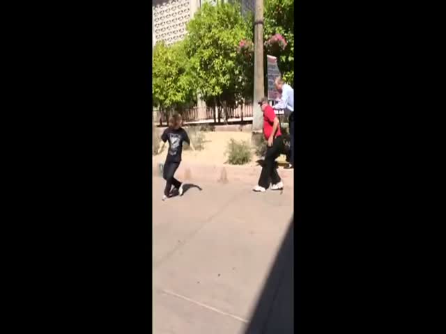 Religious Protesters vs Student on College Campus (VIDEO)