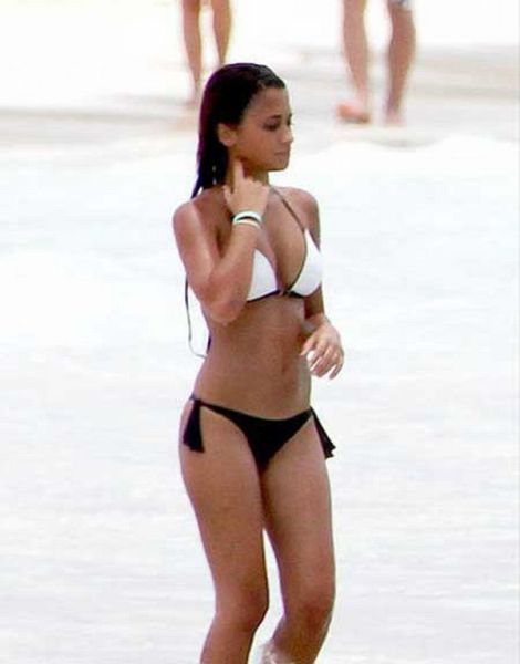 The Beautiful Wife of the World’s Highest Paid Football Star