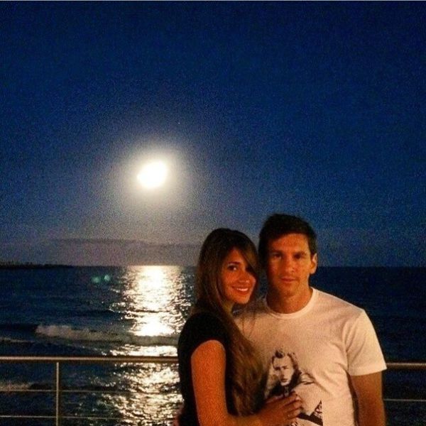 The Beautiful Wife of the World’s Highest Paid Football Star