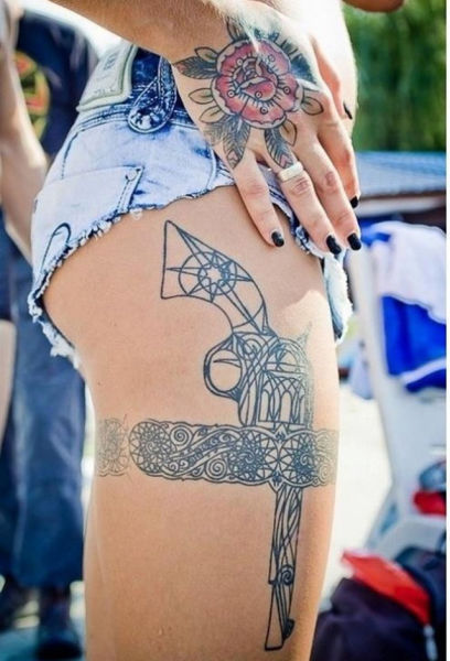 Girls with Gun Tats Are Crazy Hot