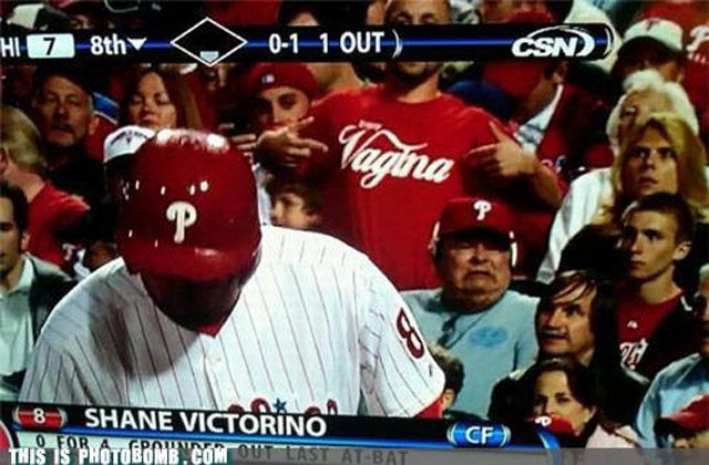 Amusing Examples of Classic T-Shirt Photobombing