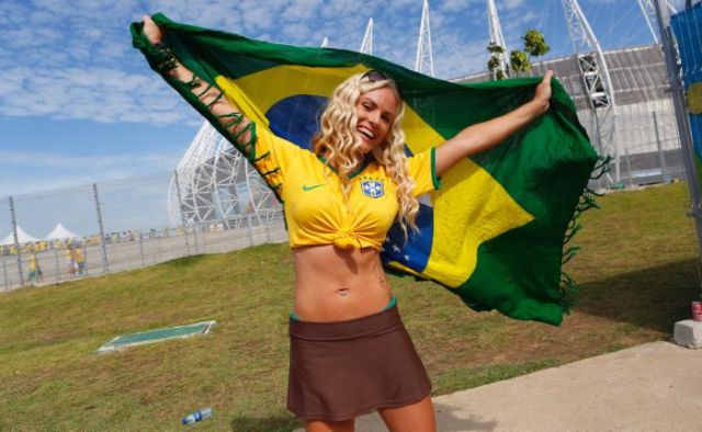 Beautiful Girls Who Came Out to Support Their World Cup Teams
