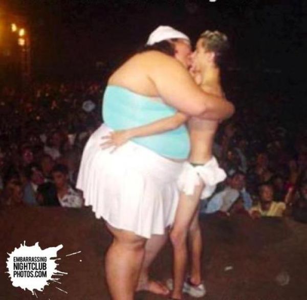Night Club Photos That Will Make You Die of Shame