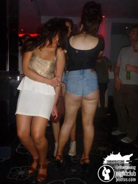 Night Club Photos That Will Make You Die of Shame