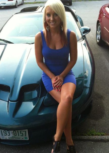 Sexy Ladies in Skin-tight Dresses