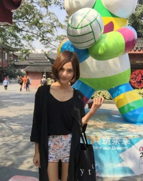 A Sex-Selling Chinese Hitchhiker