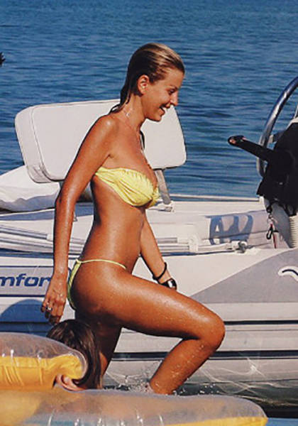 Elena Rapti Is the Hottest Woman in Greek Parliament