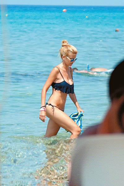 Elena Rapti Is the Hottest Woman in Greek Parliament