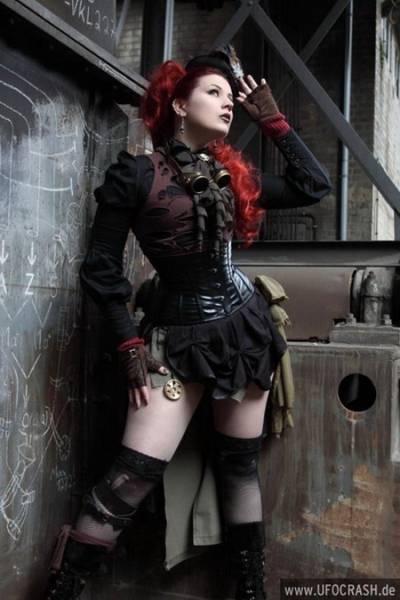 Hot Girls Doing Steampunk Just Right