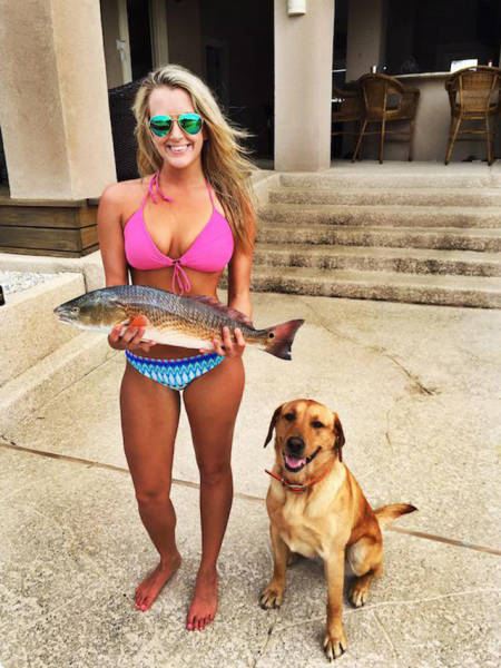 Sexy Girls Make Fishing Less Boring