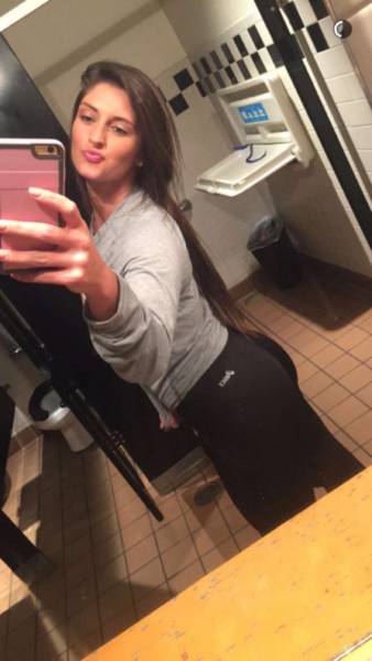 Yoga Pants Are a Real Turn-On